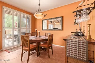 Photo #5: 6591560 Listing