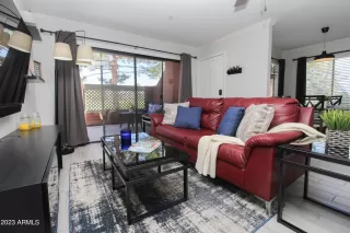 Photo #2: 6591651 Listing 