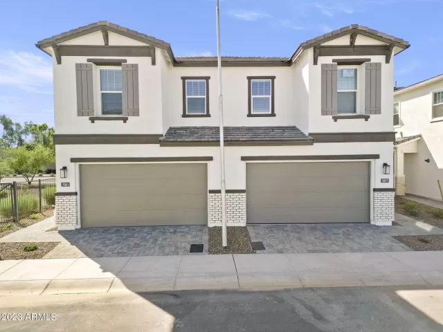 MLS: 6591994 Condo For Sale
