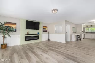 Photo #4: 6592086 Listing