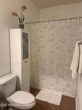 Photo #6: 6592179 Listing