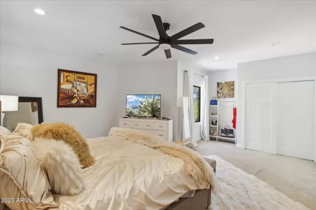MLS: 6592291 Condo For Sale