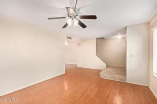 Photo #4: 6592699 Listing