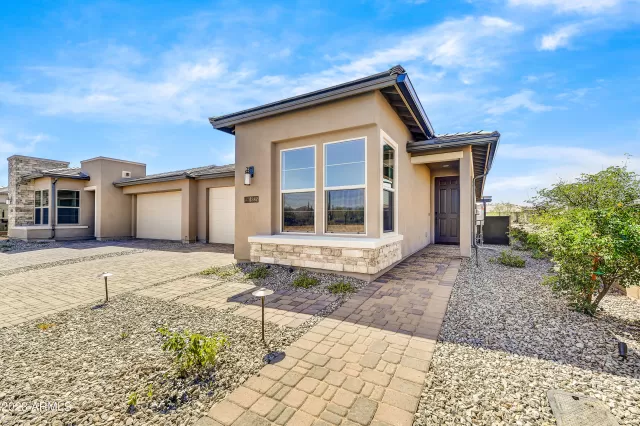 MLS: 6592814 Condo For Sale