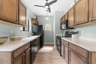Photo #6: 6592997 Listing