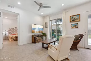 Photo #4: 6593202 Listing