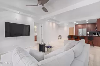 Photo #3: 6593502 Listing