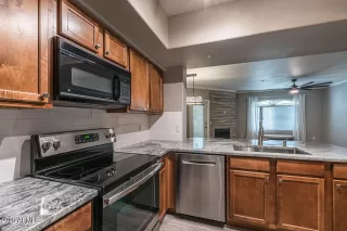 Photo #6: 6593535 Listing