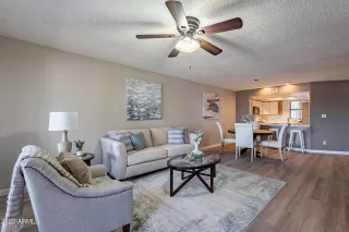 Photo #5: 6593549 Listing 