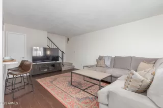 Photo #3: 6593870 Listing