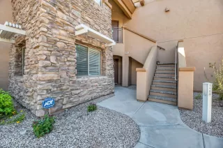 Photo #3: 6594048 Listing