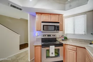 Photo #4: 6594138 Listing 