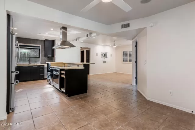 MLS: 6594162 Condo For Sale