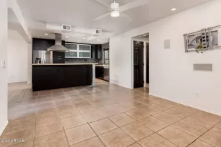 Photo #4: 6594162 Listing