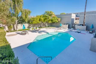 Photo #6: 6594162 Listing