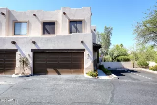 Photo #2: 6594285 Listing