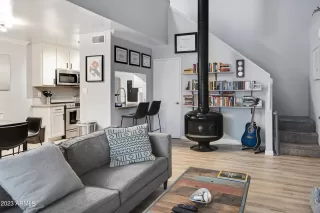 Photo #3: 6594581 Listing 