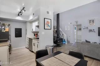 Photo #6: 6594581 Listing 