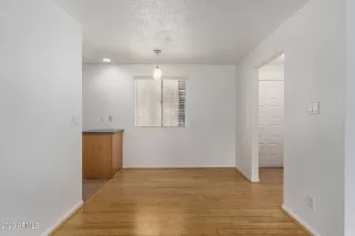 Photo #3: 6594929 Listing 