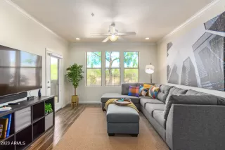 Photo #3: 6595307 Listing