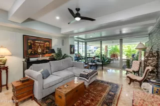 Photo #4: 6595334 Listing