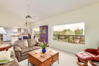 Photo #3: 6595453 Listing 