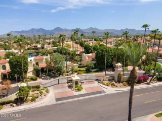 Photo #2: 6595463 Listing 