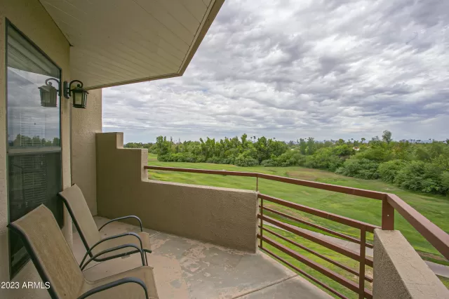 MLS: 6595663 Condo For Sale