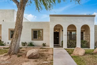 Photo #5: 6595813 Listing