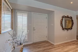 Photo #2: 6595983 Listing 