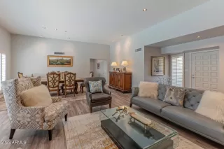 Photo #3: 6595983 Listing 