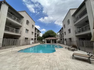 Photo #2: 6596301 Listing