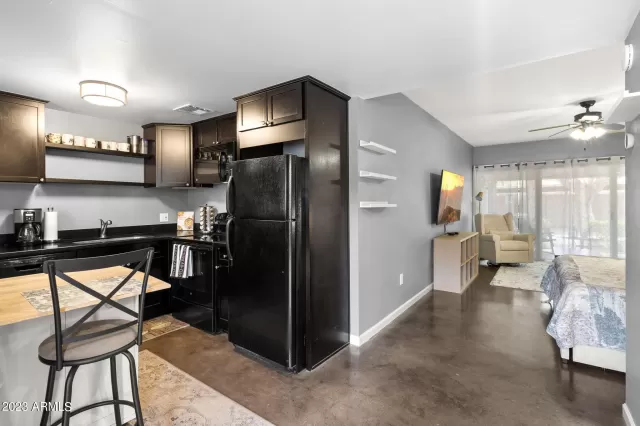MLS: 6596639 Condo For Sale