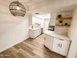 Photo #2: 6596740 Listing