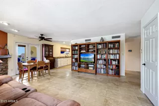 Photo #2: 6596844 Listing 