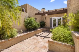 Photo #1: 6597028 Listing
