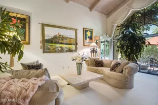 Photo #6: 6597032 Listing 