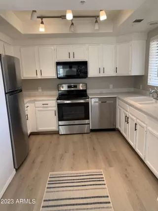 Photo #3: 6597220 Listing 
