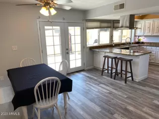 Photo #3: 6597301 Listing