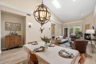 Photo #3: 6597309 Listing