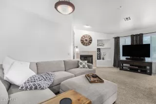 Photo #6: 6597367 Listing 