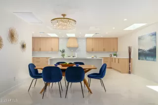 Photo #5: 6597530 Listing