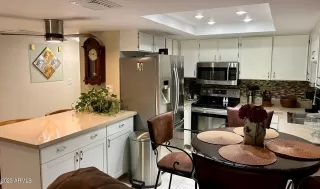 Photo #6: 6597580 Listing 