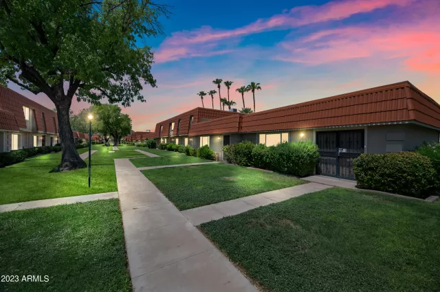 MLS: 6597646 Condo For Sale