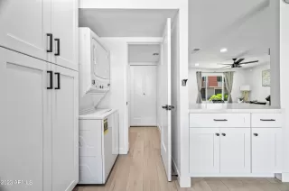 Photo #6: 6597646 Listing