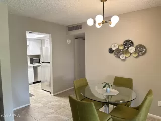 Photo #2: 6597798 Listing