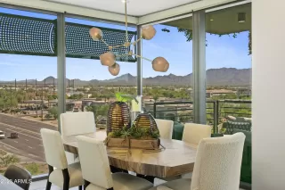 Photo #6: 6597817 Listing