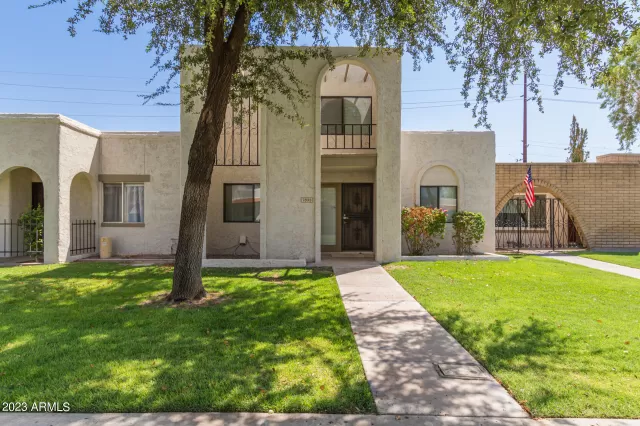 MLS: 6597963 Condo For Sale