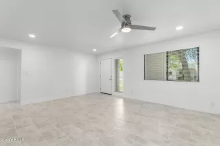 Photo #6: 6597963 Listing 