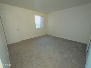 Photo #6: 6598344 Listing